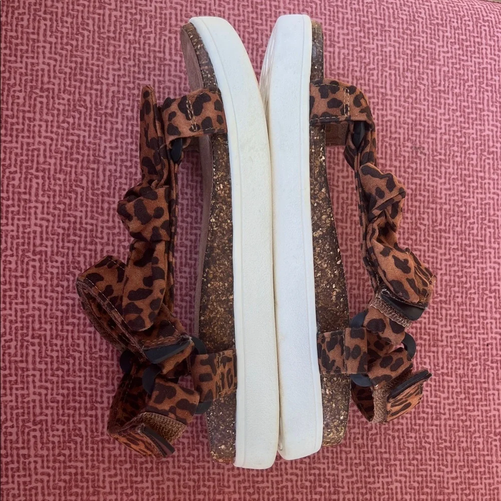 Wonder Nation Sandals